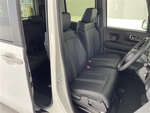 N-BOXカスタム コーディネートスタイル 届出済未使用車 ホンダセンシング 純正9型ディスプレイオーディオナビ 全方位カメラ 両側パワースライドドア レーダークルーズコントロール シートヒーター コーナーセンサー 衝突軽減システム(14枚目)