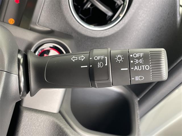 N-BOXカスタム コーディネートスタイル 届出済未使用車 ホンダセンシング 純正9型ディスプレイオーディオナビ 全方位カメラ 両側パワースライドドア レーダークルーズコントロール シートヒーター コーナーセンサー 衝突軽減システム(23枚目)