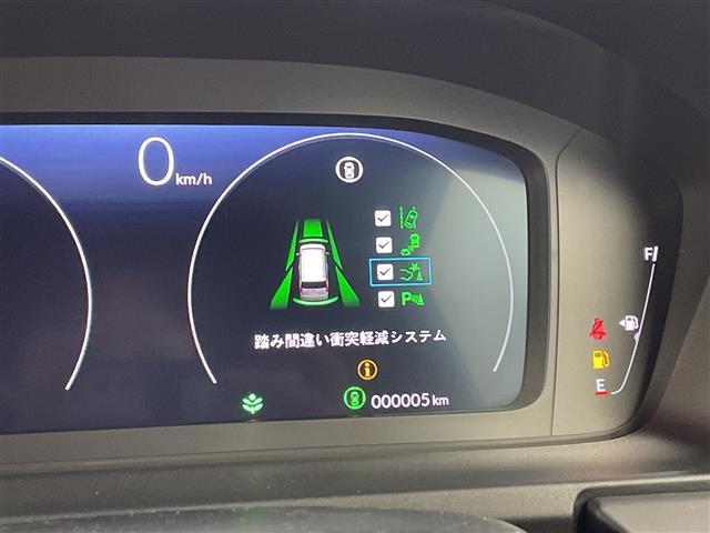 ステップワゴン ｅ：ＨＥＶスパーダ　登録済未使用車　ホンダセンシング　純正１１．４型ナビ　両側パワースライドドア　レーダークルーズコントロール　シートヒーター　バックカメラ　コーナーセンサー　純正アルミホイール　ブラインドスポットモニタ（7枚目）