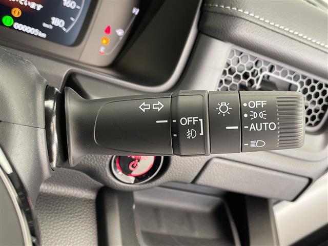 ステップワゴン ｅ：ＨＥＶスパーダ　登録済未使用車　ホンダセンシング　純正１１．４型ナビ　両側パワースライドドア　レーダークルーズコントロール　シートヒーター　バックカメラ　コーナーセンサー　純正アルミホイール　ブラインドスポットモニタ（23枚目）