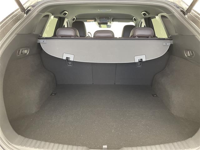 ＣＸ－５ ＸＤ　エクスクルーシブモード　プレミアムサウンドＢＯＳＥ　純正８型ナビ　全方位カメラ　レーダークルーズコントロール　シートヒーター　エアシート　バックカメラ　電動リアゲート　パワーシート　ヘッドアップディスプレイ　パドルシフト（33枚目）