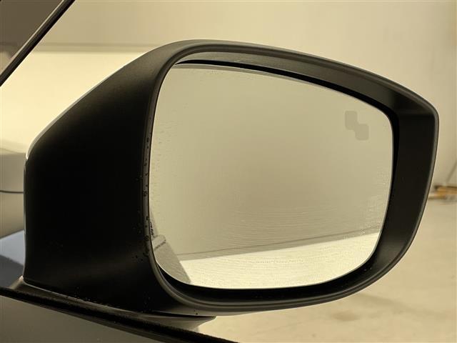 ＣＸ－５ ＸＤ　エクスクルーシブモード　プレミアムサウンドＢＯＳＥ　純正８型ナビ　全方位カメラ　レーダークルーズコントロール　シートヒーター　エアシート　バックカメラ　電動リアゲート　パワーシート　ヘッドアップディスプレイ　パドルシフト（34枚目）