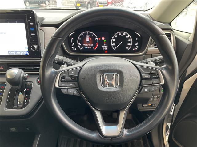 オデッセイ アブソルート　純正１０．５型ナビ　全方位カメラ　両側パワースライドドア　レーダークルーズコントロール　バックカメラ　パワーシート　コーナーセンサー　純正アルミホイール　ＥＴＣ２．０　ＬＥＤヘッドライト　パドルシフト（42枚目）