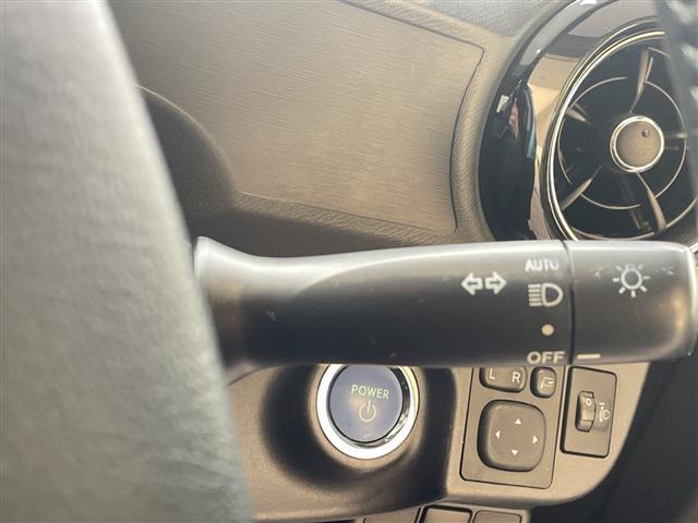 アクア Ｘ－アーバン　純正９型ナビ　フルセグ　Ｂｌｕｅｔｏｏｔｈ　バックカメラ　ステアリングスイッチ　ドアバイザー　スマートキー　プッシュスタート　電動格納ミラー（24枚目）