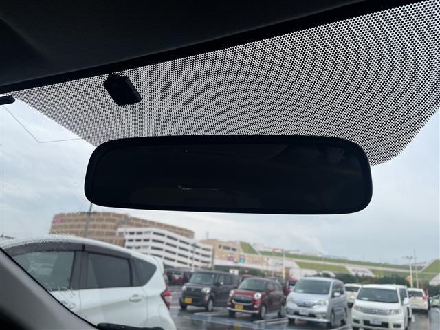 アクア Ｘ－アーバン　純正９型ナビ　フルセグ　Ｂｌｕｅｔｏｏｔｈ　バックカメラ　ステアリングスイッチ　ドアバイザー　スマートキー　プッシュスタート　電動格納ミラー（26枚目）