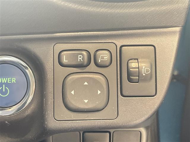 アクア Ｘ－アーバン　純正９型ナビ　フルセグ　Ｂｌｕｅｔｏｏｔｈ　バックカメラ　ステアリングスイッチ　ドアバイザー　スマートキー　プッシュスタート　電動格納ミラー（30枚目）