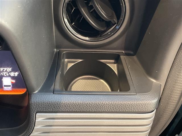 店舗にて現車の確認もいただけますので、お電話で在庫のご確認の上是非ご来店くださいませ！！店舗直通電話　　　０５２−３０９−５１５２