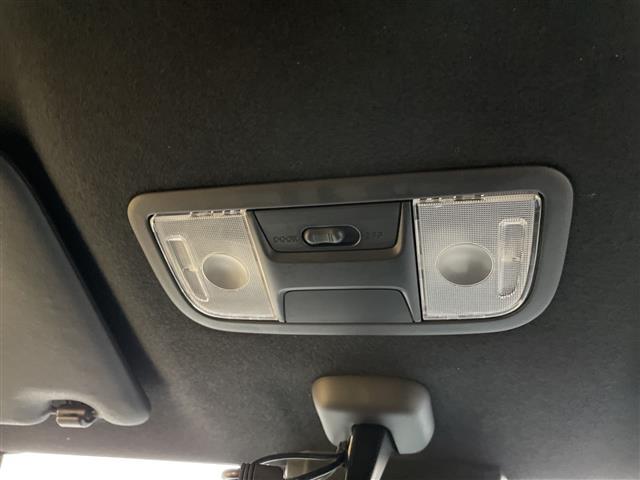 【お問い合わせください】写真の内容に関してやおクルマ購入までの流れなどご不明点、ご質問等がございましたらお気軽にガリバー店舗までお問い合わせください。