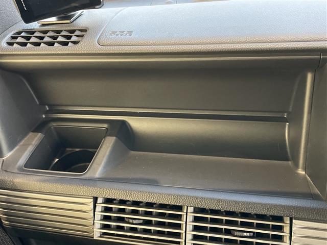 【お問い合わせください】写真の内容に関してやおクルマ購入までの流れなどご不明点、ご質問等がございましたらお気軽にガリバー店舗までお問い合わせください。