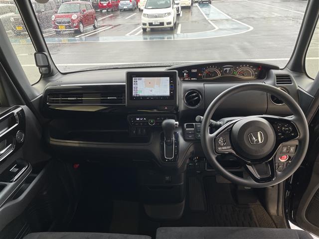 N-BOXカスタム L ホンダセンシング 純正ナビ 両側パワースライドドア レーダークルーズコントロール シートヒーター バックカメラ コーナーセンサー 純正アルミホイール LEDヘッドライト オートマチックハイビーム(2枚目)