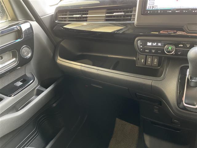 N-BOXカスタム L ホンダセンシング 純正ナビ 両側パワースライドドア レーダークルーズコントロール シートヒーター バックカメラ コーナーセンサー 純正アルミホイール LEDヘッドライト オートマチックハイビーム(27枚目)