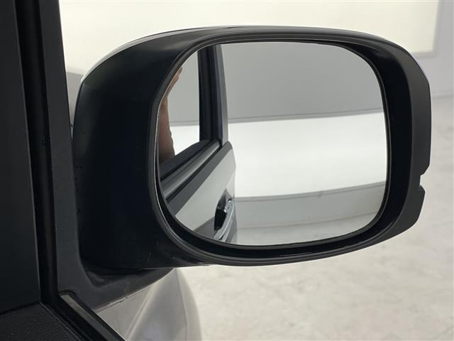 N-BOXカスタム L ホンダセンシング 純正ナビ 両側パワースライドドア レーダークルーズコントロール シートヒーター バックカメラ コーナーセンサー 純正アルミホイール LEDヘッドライト オートマチックハイビーム(31枚目)