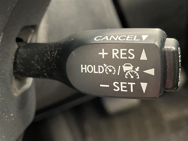 ハリアー プレミアム メタル アンド レザーパッケージ セーフティセンス 純正エアロパーツ 社外10型ナビ 3眼LED サンルーフ 黒革シート レーダークルコン シートヒーター エアシート バックカメラ 電動リヤゲート パワーシート コーナーセンサー(7枚目)