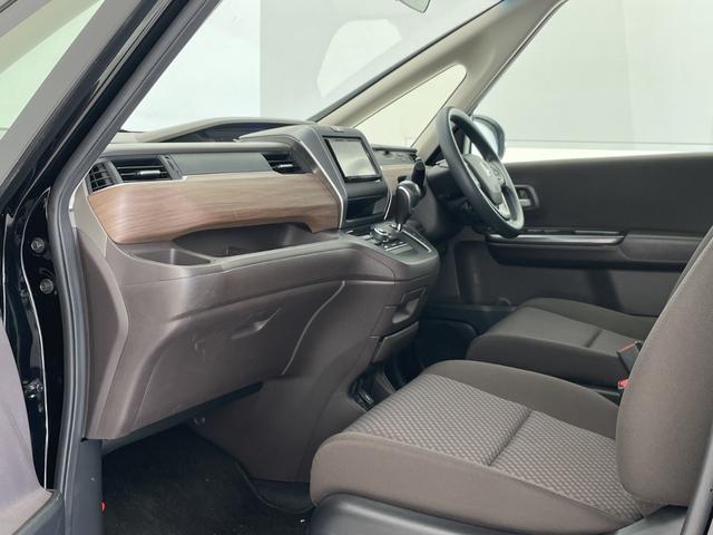 フリード＋ Ｇ・ホンダセンシング　ホンダセンシング　社外ナビ　両側電動　レーダークルコン　バックカメラ　コーナーセンサー　ＥＴＣ　ＬＥＤヘッド　レーンキープアシスト　フルセグＴＶ　ＣＤ　ＤＶＤ　Ｂｌｕｅｔｏｏｔｈ　プッシュスタート（60枚目）