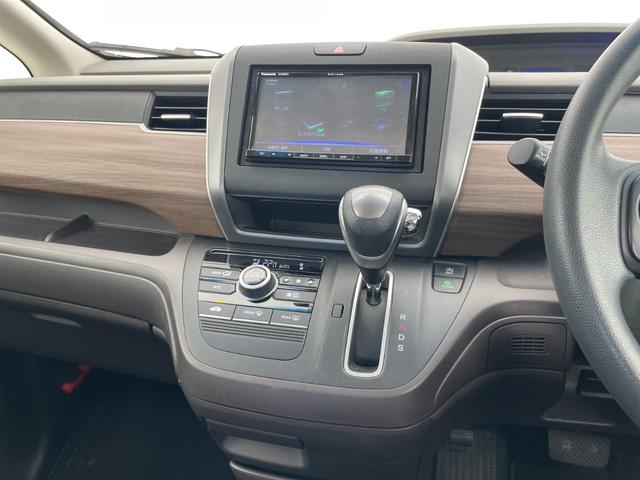 フリード＋ Ｇ・ホンダセンシング　ホンダセンシング　社外ナビ　両側電動　レーダークルコン　バックカメラ　コーナーセンサー　ＥＴＣ　ＬＥＤヘッド　レーンキープアシスト　フルセグＴＶ　ＣＤ　ＤＶＤ　Ｂｌｕｅｔｏｏｔｈ　プッシュスタート（66枚目）