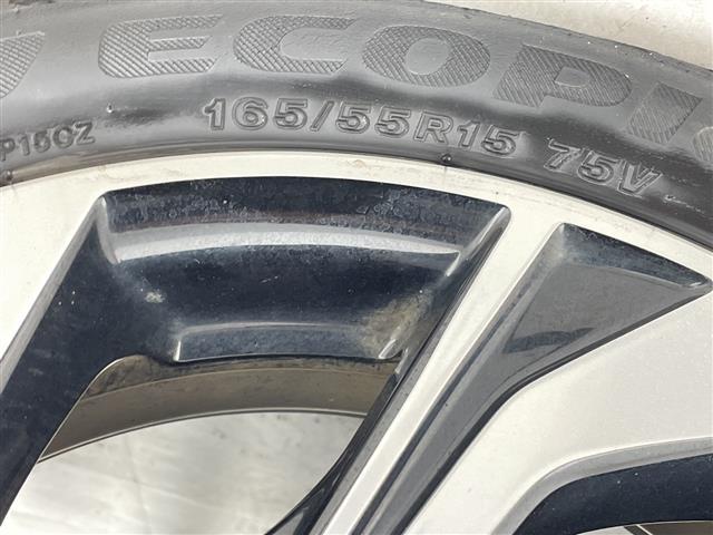 タント カスタムＲＳスタイルセレクション　スマートアシストＩＩＩ　社外ナビ　両側電動スライド　レーダークルコン　シートヒーター　バックカメラ　コーナーセンサー　純正ＡＷ　ＥＴＣ　ＬＥＤヘッド　レーンキープ　オートマチックハイビーム　衝突軽減（13枚目）