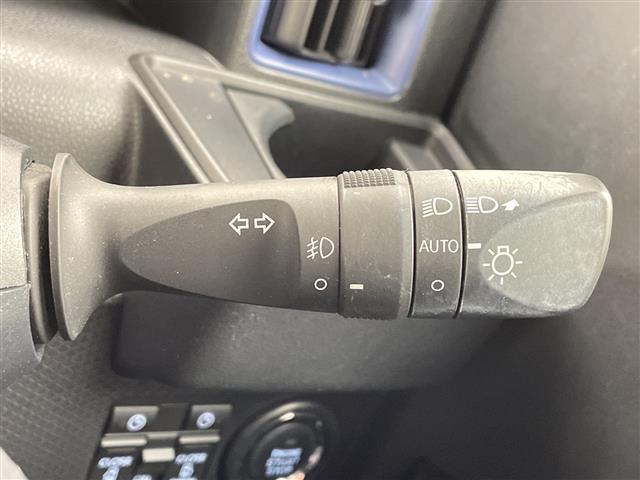 タント カスタムＲＳスタイルセレクション　スマートアシストＩＩＩ　社外ナビ　両側電動スライド　レーダークルコン　シートヒーター　バックカメラ　コーナーセンサー　純正ＡＷ　ＥＴＣ　ＬＥＤヘッド　レーンキープ　オートマチックハイビーム　衝突軽減（25枚目）