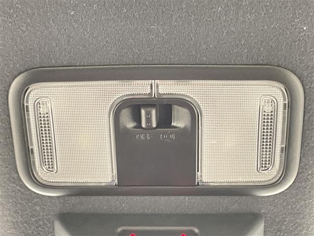 タント カスタムＲＳスタイルセレクション　スマートアシストＩＩＩ　社外ナビ　両側電動スライド　レーダークルコン　シートヒーター　バックカメラ　コーナーセンサー　純正ＡＷ　ＥＴＣ　ＬＥＤヘッド　レーンキープ　オートマチックハイビーム　衝突軽減（28枚目）