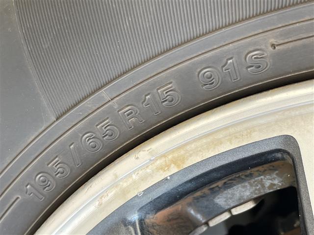 セレナ ｅ－パワー　ハイウェイスターＶ　プロパイロット　純正１０型ナビ　ＳＤカードなし　フリップダウンモニター　全方位カメラ　両側パワースライドドア　シートヒーター　インテリジェントミラー　バックカメラ　コーナーセンサー　ステアリングヒータ（17枚目）