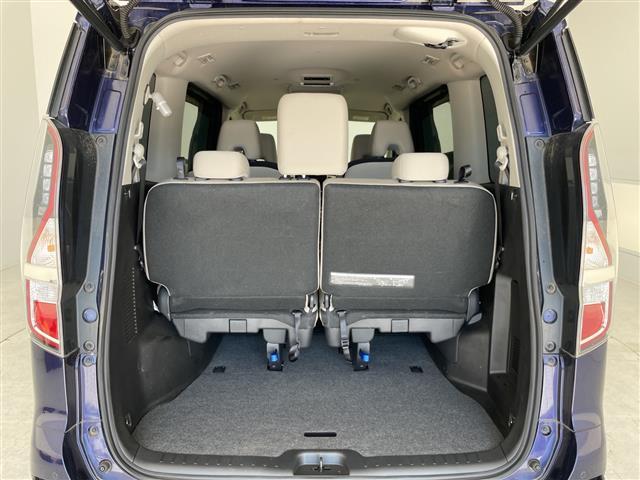 セレナ ｅ－パワー　ハイウェイスターＶ　プロパイロット　純正１０型ナビ　ＳＤカードなし　フリップダウンモニター　全方位カメラ　両側パワースライドドア　シートヒーター　インテリジェントミラー　バックカメラ　コーナーセンサー　ステアリングヒータ（33枚目）