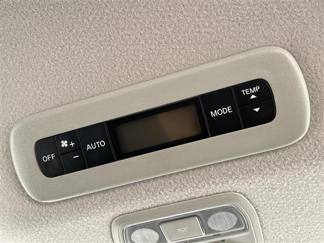 セレナ ハイウェイスターＶ　プロパイロット　９型ナビ　全方位カメラ　両側パワースライドドア　レーダークルーズコントロール　バックカメラ　ハンズフリースライドドア　コーナーセンサー　純正アルミホイール　ＥＴＣ　インテリジェントミラ（28枚目）