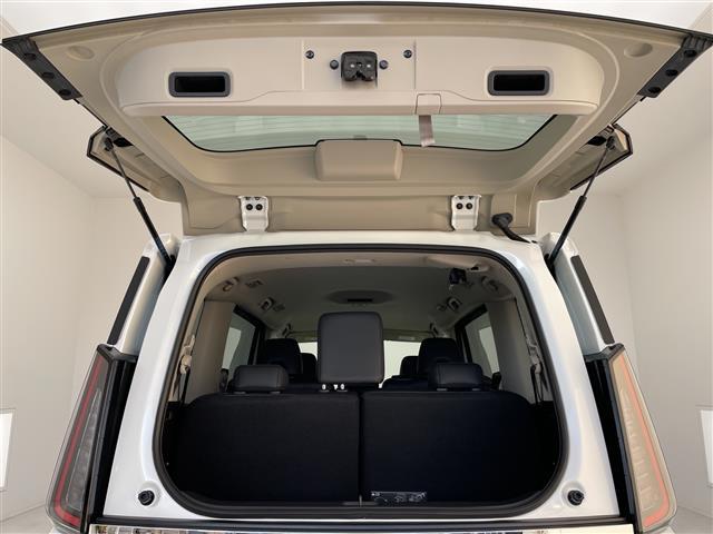 セレナ ハイウェイスターＶ　プロパイロット　９型ナビ　全方位カメラ　両側パワースライドドア　レーダークルーズコントロール　バックカメラ　ハンズフリースライドドア　コーナーセンサー　純正アルミホイール　ＥＴＣ　インテリジェントミラ（30枚目）