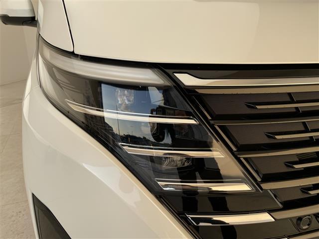 セレナ ハイウェイスターＶ　プロパイロット　９型ナビ　全方位カメラ　両側パワースライドドア　レーダークルーズコントロール　バックカメラ　ハンズフリースライドドア　コーナーセンサー　純正アルミホイール　ＥＴＣ　インテリジェントミラ（38枚目）