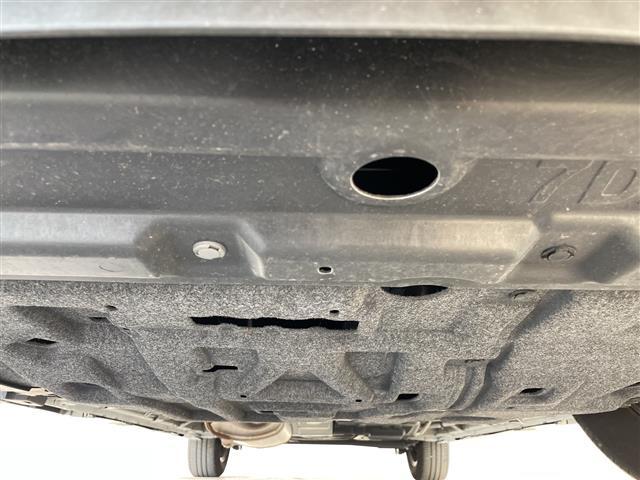 セレナ ハイウェイスターＶ　プロパイロット　９型ナビ　全方位カメラ　両側パワースライドドア　レーダークルーズコントロール　バックカメラ　ハンズフリースライドドア　コーナーセンサー　純正アルミホイール　ＥＴＣ　インテリジェントミラ（40枚目）