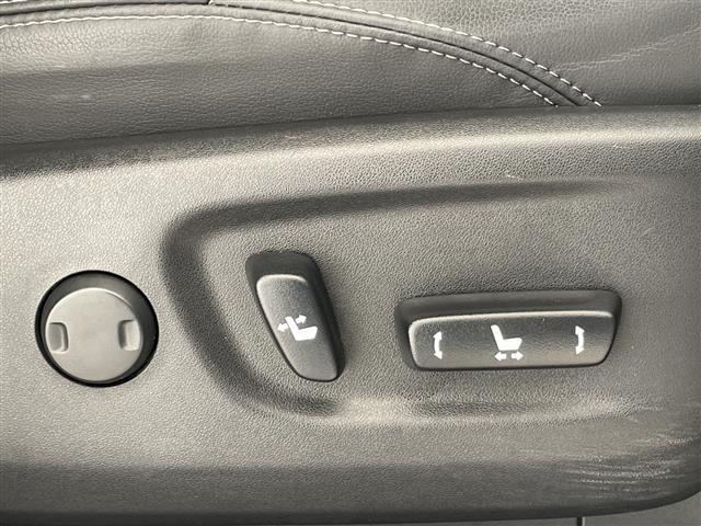 ランドクルーザープラド TX Lパッケージ マットブラックエディション トヨタセーフティセンス 純正9型ディスプレイオーディオナビ 全方位カメラ サンルーフ レーダークルーズコントロール シートヒーター エアシート バックカメラ パワーシート ブラインドスポットモニター(30枚目)