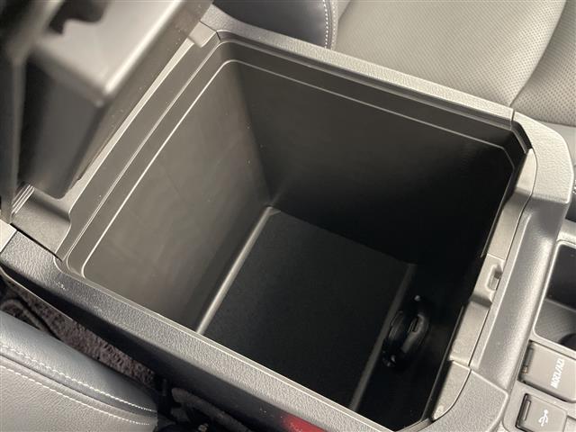 ランドクルーザープラド TX Lパッケージ マットブラックエディション トヨタセーフティセンス 純正9型ディスプレイオーディオナビ 全方位カメラ サンルーフ レーダークルーズコントロール シートヒーター エアシート バックカメラ パワーシート ブラインドスポットモニター(31枚目)