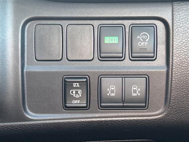 セレナ ハイウェイスター 純正9インチナビ 後席モニター 両側電動スライド バックカメラ 純正AW ETC LEDヘッド フルセグTV CD DVD Bluetooth ステアリングスイッチ スマートキー プッシュスタート(7枚目)