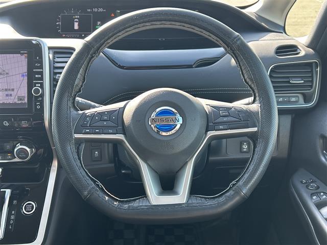 セレナ ハイウェイスター 純正9インチナビ 後席モニター 両側電動スライド バックカメラ 純正AW ETC LEDヘッド フルセグTV CD DVD Bluetooth ステアリングスイッチ スマートキー プッシュスタート(19枚目)