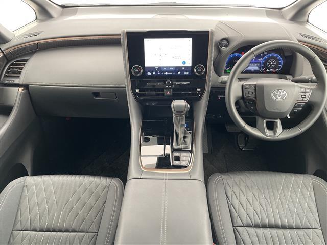 アルファードハイブリッド Ｘ　純正９型ディスプレイオーディオ　ナビ機能なし　フリップダウンモニター　全方位カメラ　三眼ＬＥＤヘッドライト　両側パワースライドドア　レーダークルーズコントロール　バックカメラ　ブラインドスポットモニタ（2枚目）