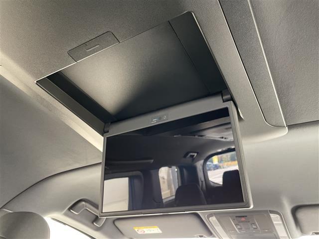 アルファードハイブリッド Ｘ　純正９型ディスプレイオーディオ　ナビ機能なし　フリップダウンモニター　全方位カメラ　三眼ＬＥＤヘッドライト　両側パワースライドドア　レーダークルーズコントロール　バックカメラ　ブラインドスポットモニタ（7枚目）