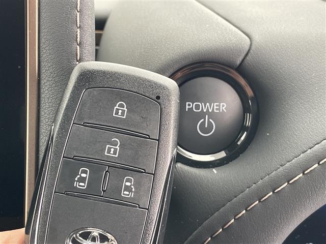 アルファードハイブリッド Ｘ　純正９型ディスプレイオーディオ　ナビ機能なし　フリップダウンモニター　全方位カメラ　三眼ＬＥＤヘッドライト　両側パワースライドドア　レーダークルーズコントロール　バックカメラ　ブラインドスポットモニタ（11枚目）