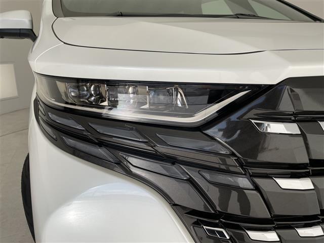 アルファードハイブリッド Ｘ　純正９型ディスプレイオーディオ　ナビ機能なし　フリップダウンモニター　全方位カメラ　三眼ＬＥＤヘッドライト　両側パワースライドドア　レーダークルーズコントロール　バックカメラ　ブラインドスポットモニタ（38枚目）