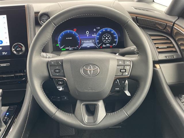 アルファードハイブリッド Ｘ　純正９型ディスプレイオーディオ　ナビ機能なし　フリップダウンモニター　全方位カメラ　三眼ＬＥＤヘッドライト　両側パワースライドドア　レーダークルーズコントロール　バックカメラ　ブラインドスポットモニタ（42枚目）