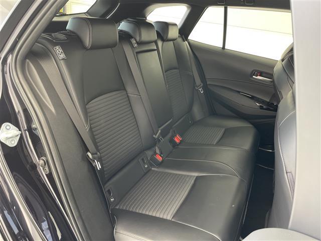 カローラツーリング ハイブリッド　ダブルバイビー　モデリスタエアロ　純正９型ディスプレイオーディオナビ　レーダークルーズコントロール　シートヒーター　バックカメラ　コーナーセンサー　純正アルミホイール　ステアリングヒーター　ＬＥＤライト　衝突軽減（15枚目）