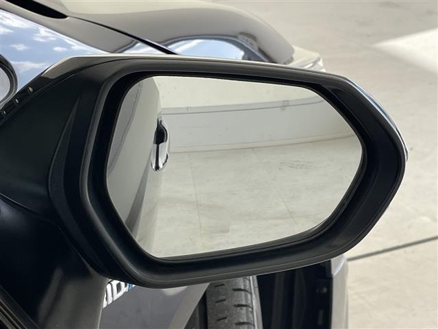 カローラツーリング ハイブリッド　ダブルバイビー　モデリスタエアロ　純正９型ディスプレイオーディオナビ　レーダークルーズコントロール　シートヒーター　バックカメラ　コーナーセンサー　純正アルミホイール　ステアリングヒーター　ＬＥＤライト　衝突軽減（33枚目）