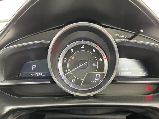 ＣＸ－３ ＸＤ　ツーリング　純正ナビ　プレミアムサウンドＢＯＳＥ　クルーズコントロール　バックカメラ　純正アルミホイールＬＥＤヘッドライト　パドルシフト　ブラインドスポットモニター　ヘッドアップディスプレイ　衝突軽減システム（12枚目）