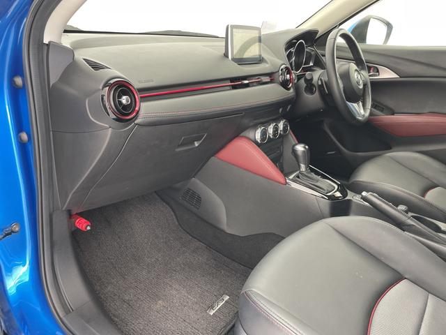 ＣＸ－３ ＸＤ　ツーリング　純正ナビ　プレミアムサウンドＢＯＳＥ　クルーズコントロール　バックカメラ　純正アルミホイールＬＥＤヘッドライト　パドルシフト　ブラインドスポットモニター　ヘッドアップディスプレイ　衝突軽減システム（29枚目）