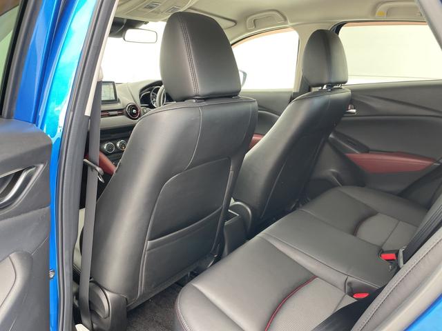 ＣＸ－３ ＸＤ　ツーリング　純正ナビ　プレミアムサウンドＢＯＳＥ　クルーズコントロール　バックカメラ　純正アルミホイールＬＥＤヘッドライト　パドルシフト　ブラインドスポットモニター　ヘッドアップディスプレイ　衝突軽減システム（32枚目）