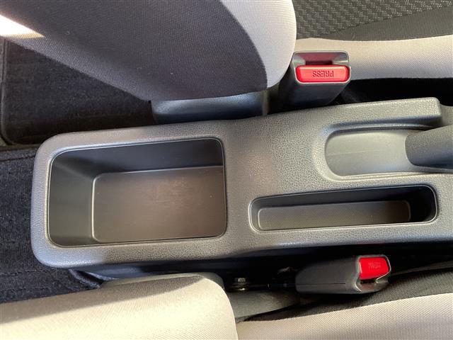 ノート ｅ－パワー　Ｘ　純正ナビ　バックカメラ　コーナーセンサー　純正アルミホイール　ＬＥＤヘッドライト　オートマチックハイビーム　ＥＴＣ　衝突軽減システム　ワンセグ　ＣＤ　ＤＶＤ　Ｂｌｕｅｔｏｏｔｈ　スマートキー（27枚目）