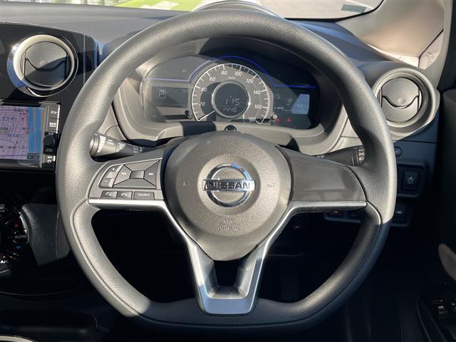 ノート ｅ－パワー　Ｘ　純正ナビ　バックカメラ　コーナーセンサー　純正アルミホイール　ＬＥＤヘッドライト　オートマチックハイビーム　ＥＴＣ　衝突軽減システム　ワンセグ　ＣＤ　ＤＶＤ　Ｂｌｕｅｔｏｏｔｈ　スマートキー（42枚目）