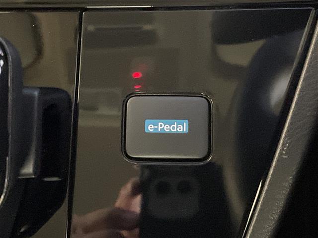 サクラ Ｘ　プロパイロット　純正９型ディスプレイオーディオナビ　全方位カメラ　レーダークルーズコントロール　シートヒーター　バックカメラ　ステアリングヒーター　ＥＴＣ２．０　コーナーセンサー　衝突軽減システム（28枚目）