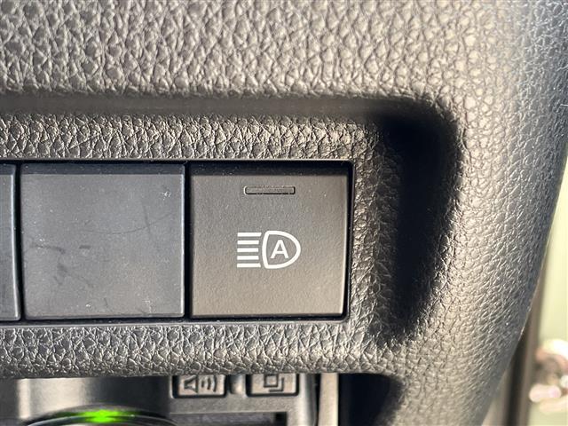 ＲＡＶ４ アドベンチャー　トヨタセーフティセンス　ＳＤナビ　ＳＤカードなし　レーダークルーズコントロール　バックカメラ　パワーシート　コーナーセンサー　純正アルミホイール　ルーフレール　ＥＴＣ　４ＷＤ　衝突軽減システム（8枚目）