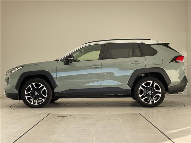 ＲＡＶ４ アドベンチャー　トヨタセーフティセンス　ＳＤナビ　ＳＤカードなし　レーダークルーズコントロール　バックカメラ　パワーシート　コーナーセンサー　純正アルミホイール　ルーフレール　ＥＴＣ　４ＷＤ　衝突軽減システム（19枚目）