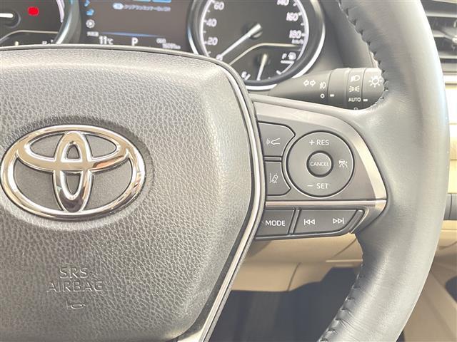 カムリ Ｇレザーパッケージ　トヨタセーフティセンス　純正８型ナビ　ＳＤカードなし　モデリスタエアロ　レーダークルーズコントロール　シートヒーター　バックカメラ　パワーシート　コーナーセンサー　純正アルミホイール　ＥＴＣ２．０（10枚目）