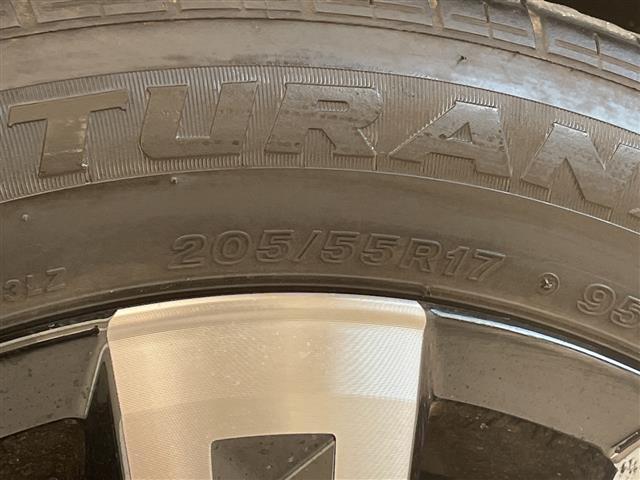 ステップワゴン ｅ：ＨＥＶスパーダ　プレミアムライン　純正１１．４型ナビ　純正１５．６型フリップダウンモニター　全方位カメラ　両側パワースライドドア　レーダークルーズコントロール　シートヒーター　バックカメラ　電動リアゲート　ブラインドスポットモニター（17枚目）