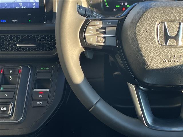 ステップワゴン ｅ：ＨＥＶスパーダ　プレミアムライン　純正１１．４型ナビ　純正１５．６型フリップダウンモニター　全方位カメラ　両側パワースライドドア　レーダークルーズコントロール　シートヒーター　バックカメラ　電動リアゲート　ブラインドスポットモニター（23枚目）